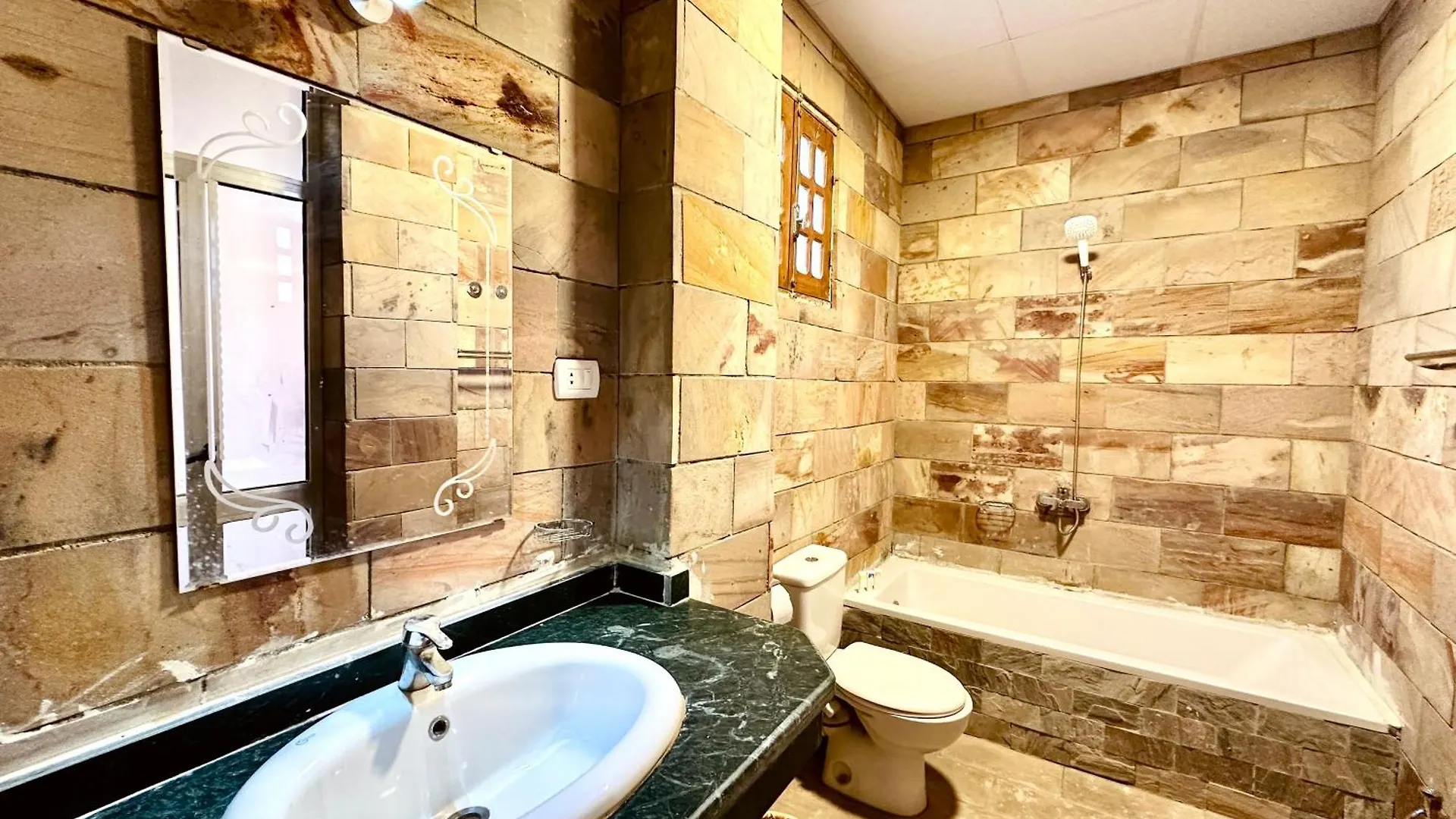 Hathor Guest House Luxor 0*,
